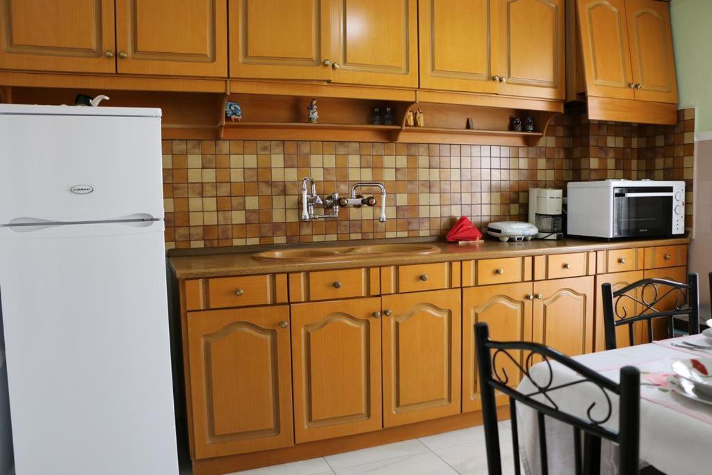 Mary Kavala Apartment エクステリア 写真